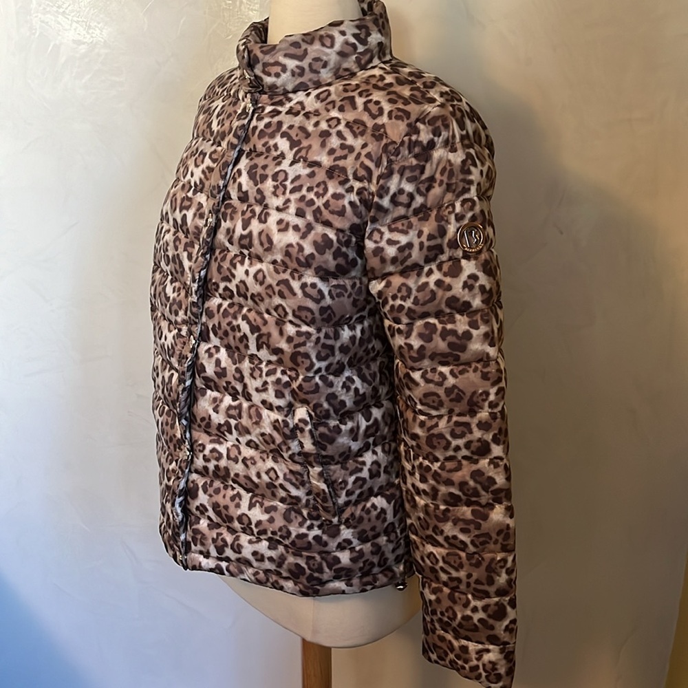 Bernardo Packable Puffer Brown & Cream Leopard Print Jacket lightweight Size  M - Picture 6 of 16